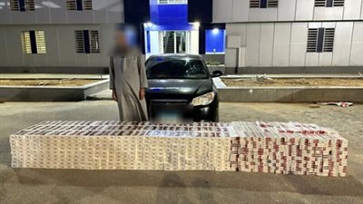 القبض على شخص بحوزته 13 ألف علبة سجائر مهربة بمطروح