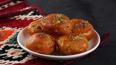 طريقة عمل زلابية هشة.. وصفة ناجحة بالمقادير والخطوات الكاملة