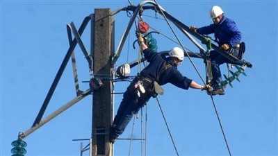 اليوم.. فصل التيار الكهربائي عن 24 منطقة بمدينة نجع حمادي في قنا 