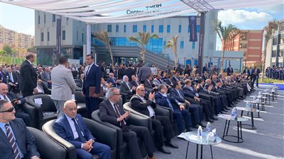 وزيرا التعليم والبترول يشهدان تخرج أول دفعة من مدرسة ظهر للتكنولوجيا التطبيقية| صور 