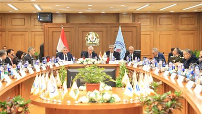 وزير التعليم العالي يوجه باستمرار مبادرة تمكين للتوعية بحقوق الطلاب ذوي الهمم