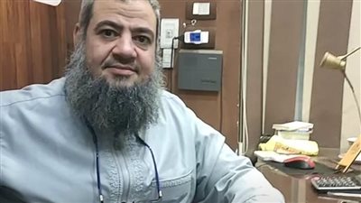 صاحب مبادرة توزيع كراسي معاقين مجانية لذوي الاحتياجات الخاصة بالحرم: ربنا ألهمني الفكرة بعد حادث بنتي | بث مباشر