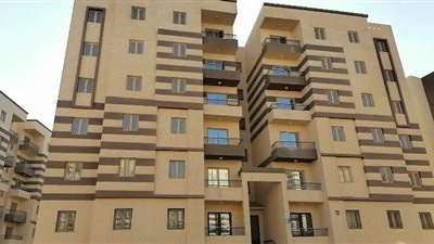 مسئولو الإسكان يعقدون اجتماعا لمتابعة تنفيذ وحدات الإسكان الأخضر بالعاشر من رمضان