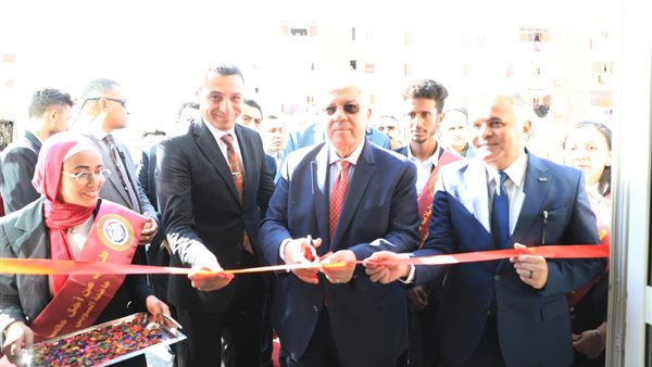 جانب من الافتتاح