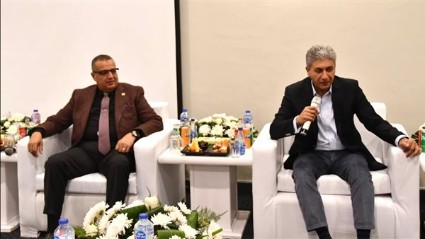 وزير السياحة والآثار