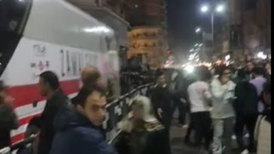 قبل ساعات من مواجهة غزل المحلة.. أهالي طنطا يستقبلون فريق الزمالك بهتافات نارية |بث مباشر 