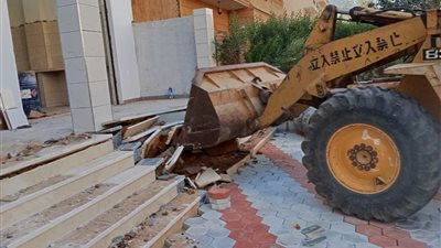 الإسكان: حملات إزالة الإشغالات وغلق الأنشطة المخالفة بمدن السادات و15 مايو والعاشر من رمضان