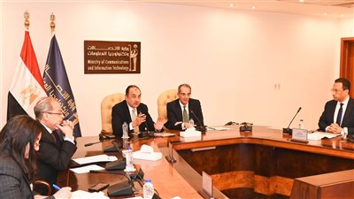 وزيرا قطاع الأعمال والاتصالات يبحثان تسريع الخطوات التنفيذية لمشروع تطبيق ERP بالشركات التابعة