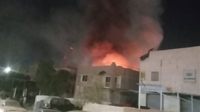 نشوب حريق في محل حدايد وبويات بشرم الشيخ