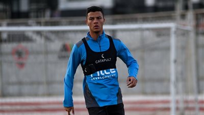 محمد شحاتة يواصل التأهيل من الإصابة وغموض حول مشاركته في مباراة المصري 