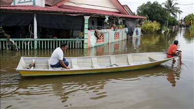  تايلاند تسجل 30 حالة وفاة بسبب الفيضانات الشديدة 