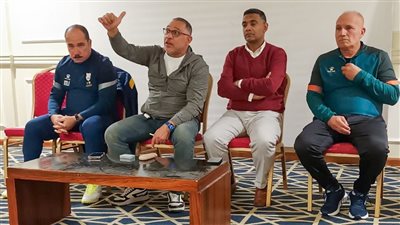 تفاصيل اجتماع رئيس نادي إنبي بالجهاز الفني الجديد واللاعبين في معسكر الإسماعيلية 