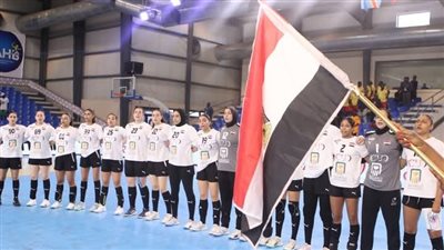 وزير الرياضة يهنئ سيدات اليد بالتأهل لكأس العالم لأول مرة والوصول للمربع الذهبي لبطولة إفريقيا