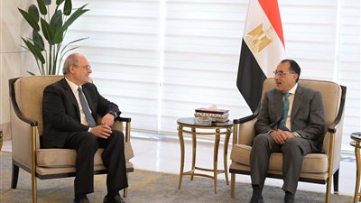 رئيس الوزراء لنظيره اللبناني: سندفع بأهمية الحفاظ على اتفاق وقف إطلاق النار