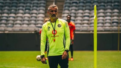 عادل مصطفى: أستبشر خيرا بـ ريڤيرو مع الأهلي.. ولكن من المبكر الحكم عليه