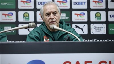 كولر يعلن قائمة الأهلي المتجهة إلى قطر