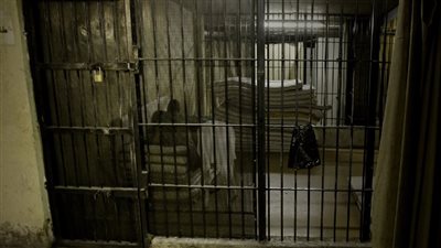 السجن المشدد 5 سنوات لمتهمين بتعاطي المخدرات في العبور