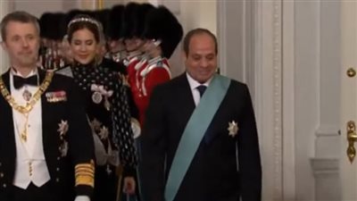 بمناسبة زيارته التاريخية.. وصول الرئيس السيسي لحضور مأدبة عشاء يقيمها ملك الدنمارك 