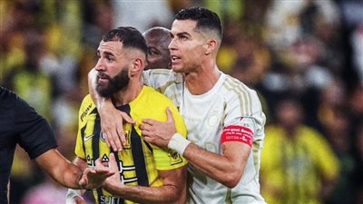كريم بنزيما يكشف كواليس حديثه مع كريستيانو رونالدو قبل مباراة الاتحاد والنصر