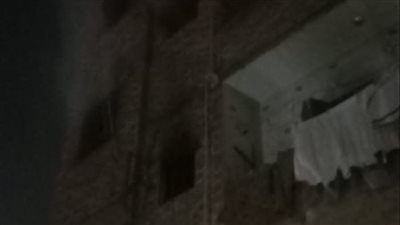 بعد السيطرة على حريق عمارتين.. محافظ أسوان يأمر بمراجعة اشتراطات السلامة المهنية والتراخيص للعمارات السكنية بالمنطقة