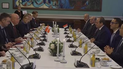 السيسي خلال زيارته للبرلمان الدنماركي: مصر دولة تؤمن بقيم الديمقراطية وأهمية الحوار 