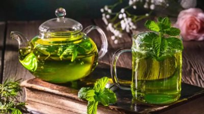 مشروب صحي خالٍ من الكافيين لعلاج التهاب الحلق