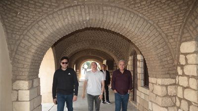 وزير الثقافة يوجه بتكثيف الأنشطة والفعاليات بقرية حسن فتحي التراثية | صور