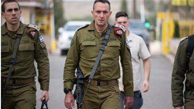 رئيس أركان الاحتلال يتفقد الحدود مع سوريا.. ويؤكد: إسرائيل تتابع تحركات الفصائل المسلحة 