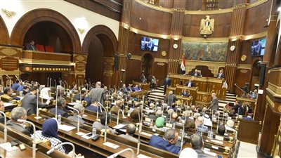 اقتراح برلماني لربط حضور الطلاب بالمدارس بحوافز ومميزات وتقديم مكافآت مالية