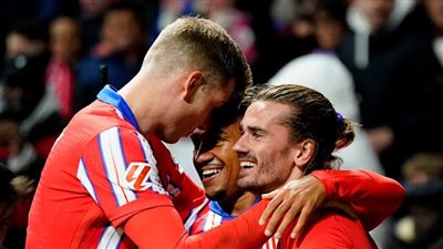 نتيجة مباراة أتليتكو مدريد وباير ليفركوزن.. سيميوني ينتصر على تشافي ألونسو 