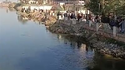 استمرار البحث عن ضحايا حادث سقوط ميكروباص في ترعة الإبراهيمية بأسيوط | بث مباشر