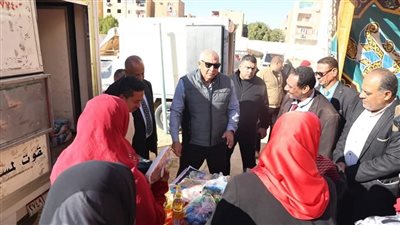 الوادي الجديد تنفذ أول معرض تسويقي بالمدارس