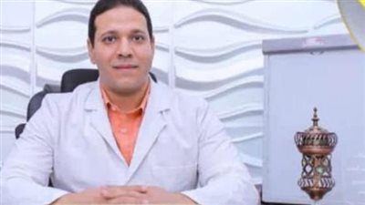 تكليف أحمد كمال للقيام بعمل مدير مستشفيات سوهاج الجامعية.. وعمرو مصطفي نائبا