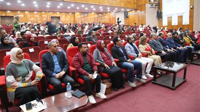 افتتاح مهرجان المسرح الخامس عشر للعروض القصيرة بجامعة الفيوم