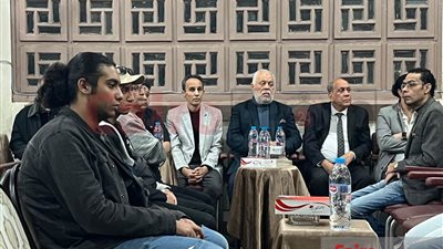 بدرية طلبة تستقبل عزاء زوجها في الإسكندرية.. وأشرف زكي ومنير مكرم أول الحضور| صور