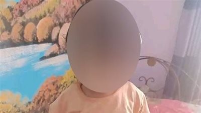 وضعت جثتها في كرتونة ملابس.. فتاة تنهي حياة صغيرة لسرقة قرطها الذهبي بالفيوم| بث مباشر