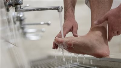 ما حكم الاغتسال بمياه الصرف الصحي بعد معالجتها؟... أمينة الفتوى تجيب