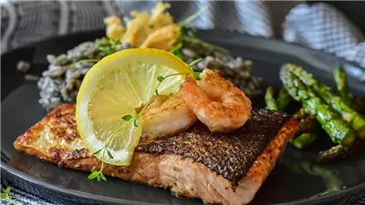 أطعمة غنية بفيتامين د تحتاجها لتقوية عظامك في الشتاء