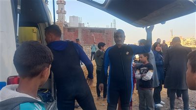  قوات الإنقاذ النهري تكثف جهودها للعثور على ضحايا ميكروباص ديروط| فيديو