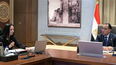 رئيس الوزراء يتابع مع وزيرة التضامن الاجتماعي عددا من ملفات العمل