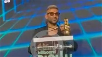 أحمد سعد: من السذاجة أن تنتمي لشيء مولود عليه سواء دين أو وطن