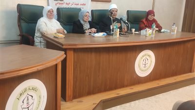 الشئون الإسلامية يشدد على أهمية الرجوع إلى نشر الفكر الوسطي المستنير 