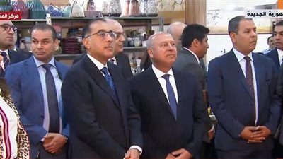 مدبولي يوجه بدعم ذوي الهمم في نشاط الحرف اليدوية وفتح أبواب التسويق للخارج