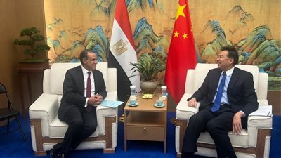وزير الخارجية والهجرة يلتقي رئيس الوكالة الصينية للتعاون الإنمائي الدولي