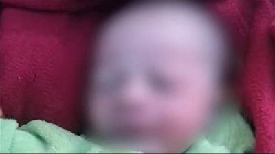 ملفوف بقطعة قماش.. كشف ملابسات العثور على رضيع في مقابر البهنسا بالمنيا | بث مباشر