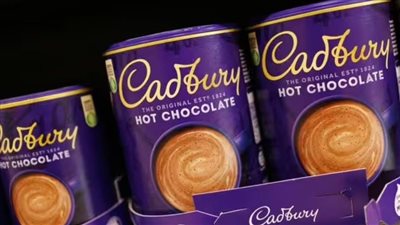 لاحتوائها على عفن.. شركة كادبوري تسحب أحد منتجاتها من الأسواق في بريطانيا