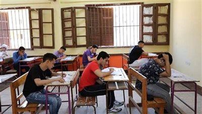 مقترح بعقد امتحانات الثانوية العامة داخل الجامعات.. والأعلى للجامعات يرد | بث مباشر