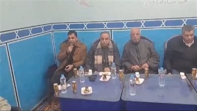 100 ألف جنيه واعتذار علني.. جلسة عرفية لرد اعتبار معلمة بعد صفعها بالقلم من شاب في الغربية| بث مباشر