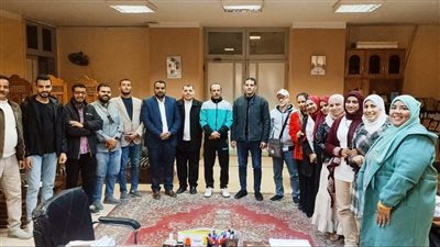 وكيل مديرية الشباب والرياضة يناقش المشروع القومي 