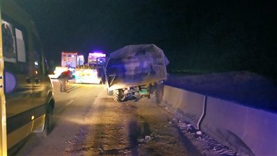 إصابة 4 أشخاص في حادث تصادم سيارتين بطريق الزعفرانةـ البحر الأحمر 